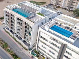 Exquisite Beachside 2 BR Gym & Rooftop Pool - Cabo San Lucas - 7