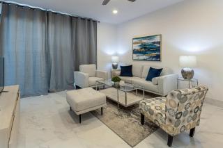 Exquisite Beachside 2 BR Gym & Rooftop Pool - Cabo San Lucas - 1