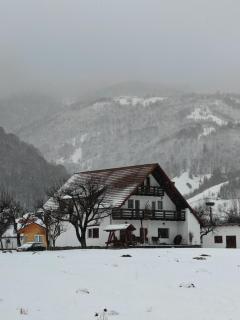 Căsuța dintre Meri - 0