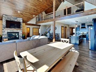 Water & Mountain Retreat - 1