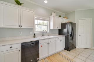 2 Blocks to Beach Gulf Shores Getaway with Dock! - Gulf Shores - 1