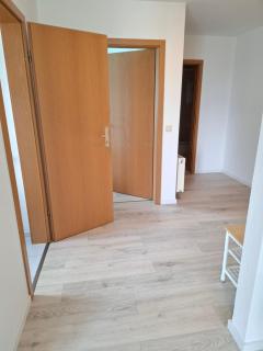 Ruhige und praktisch möblierte 2 Zi Wohnung 52 qm - Plochingen - 8