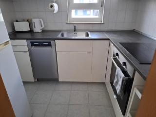 Ruhige und praktisch möblierte 2 Zi Wohnung 52 qm - Plochingen - 4
