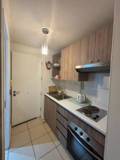 Departamento Equipado con cocina y WIFI, Excelente Ubicacion cerca del Metro - Santiago - 5