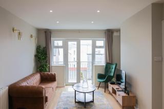 Stay by the Sea Salthill - Entire Apartment - Galway - 8