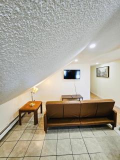 Attic apartment near Whole Foods, Brown University 23R - Providence - 2