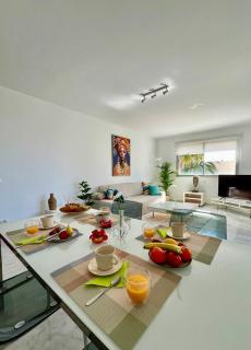 Apartment with Stunning Views, Pool, Gym, and Parking - Mijas Costa - 8