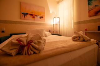 Central Domus Wi-Fi Station by We Host Yuo - Porto San Giorgio - 1