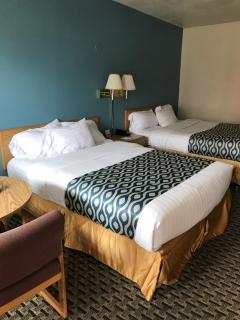 Vermilion Inn - 5