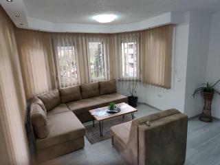 Apartments Villa Berta Tuzla - 302 Deluxe Apartment - Free Private Secured Parking - Tuzla - 2