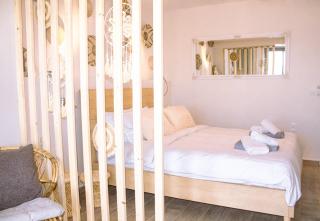 Zen Beach Front Suite - Kokkíni Khánion - 6