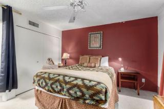 Stylish 2BR Condo with Gym, Pool and Hot Tub Access - 9
