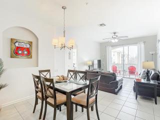 Windsor Hills Amazing 3BR Condo,Pool,Slides,Disney - 1