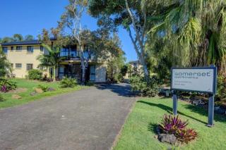 Sunny Somerset 2B located opp Byron Bay markets - 5