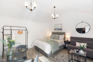 Chandini Villa in High Wych - 4