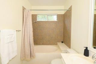 Austin Getaway Patio, Games & Near Sixth Street - 5