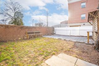 Modern 2BR - Unit 1 - Yard, Laundry, Smart TV - East Orange - 3