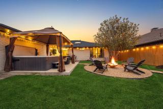 Zen Back Yard with Hot Tub, Firepit, Spa at Home - 8