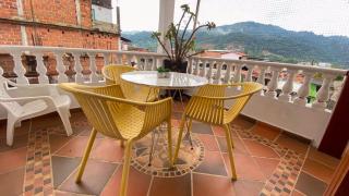 Central y enorme casa ideal para grupos y eventos en San Rafael - San Rafael - 4