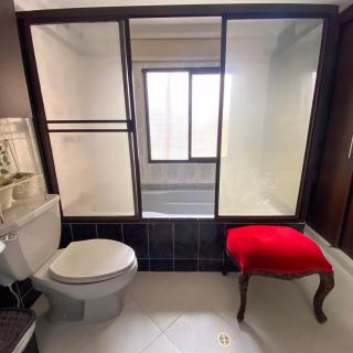 Central y enorme casa ideal para grupos y eventos en San Rafael - San Rafael - 8