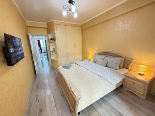 Cozy Two Bedroom Large Apartment - Chişinău - 5