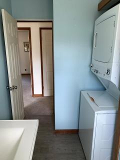 Two Bedroom in Great Location - Fairbanks - 3