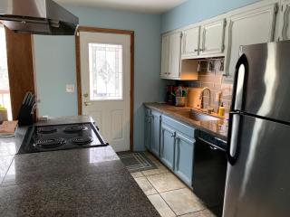 Two Bedroom in Great Location - 2