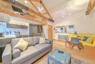 Central Two Bedroom Apartments St Albans By Central Stays Short Lets & Serviced Accommodation With Free Parking - 6 - St Albans - 0