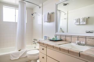 A Perfect Getaway 2 bedroom Duplex W Pool - Palm Desert - 1