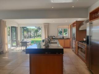 Cable Bay Villa - Oneroa - 1