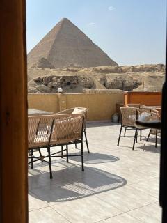 Tamara Pyramids View - Cairo - 7