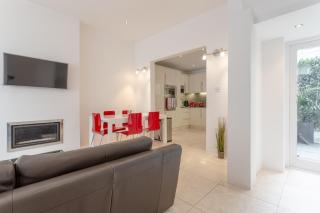 Bright Modern Large 1 Bed Flat in Battersea Clapham Junction - London - 2