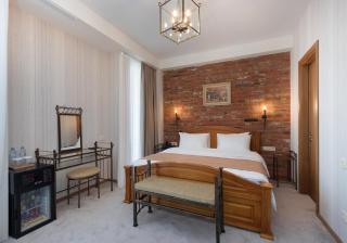 Hotel Flames - Tbilisi - 1