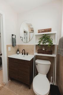 Cozy Miami Suite with FREE Parking - 6