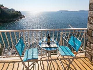 Apartments Neve - One-Bedroom Apartment with Balcony and Sea View - Dubrovnik - 9
