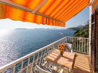 Apartments Neve - Two-Bedroom Apartment with Balcony and Sea View - 0