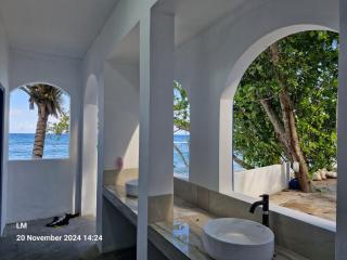 De BOUGENVILLE Tulap Beach Front - - 7