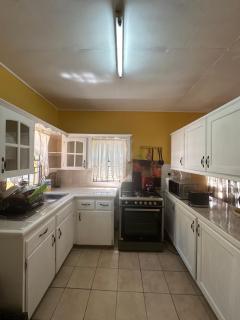 Jimmys Cozy Corner - Laborie - 6