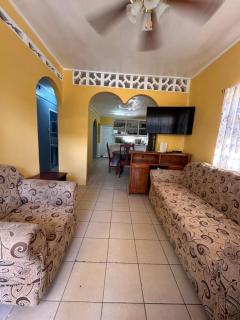 Jimmys Cozy Corner - Laborie - 2