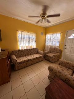 Jimmys Cozy Corner - Laborie - 1