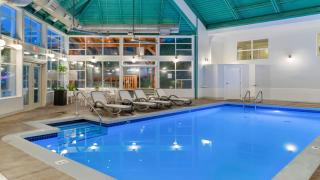 Gibsons Garden Hotel - 6