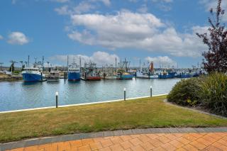 Marina Waterfront Townhouse on Monterey Drive - 9