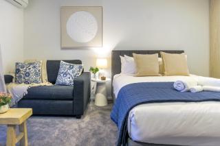 City-Fringe Gem Chic Studio in Prime Location - Christchurch - 9