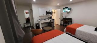 Gatehouse Motel - Corning - 9