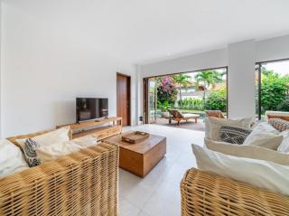 Modern 4BR Villa Canggu - Canggu - 6