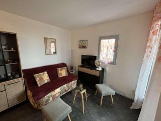 Studio cabine avec loggia fermée et parking à 800m de la plage, animaux admis - FR-1-229D-155 - Fleury - 6