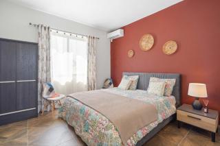 Balaclava Star, luxury 5BR villa with pool by IHR - 1