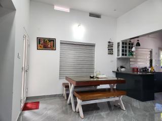 Uthuppan's HolidayHome - Ūdumbanshola - 1