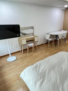홍대입구역과 연결된 아늑한 숙소 - Seul - 7