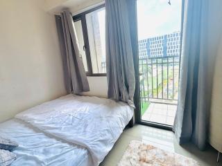 Beach Haven Condo in MOAs Shore Resort near Okada City of Dreams Solaire - Manila - 5